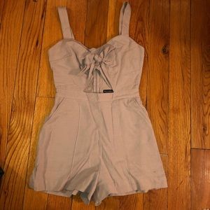 ABERCROMBIE AND FITCH ROMPER